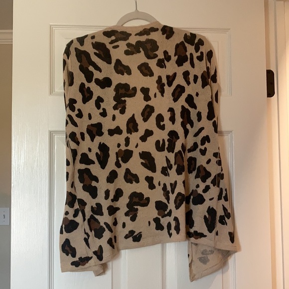 Leopard Print open front cardigan - Picture 2 of 2